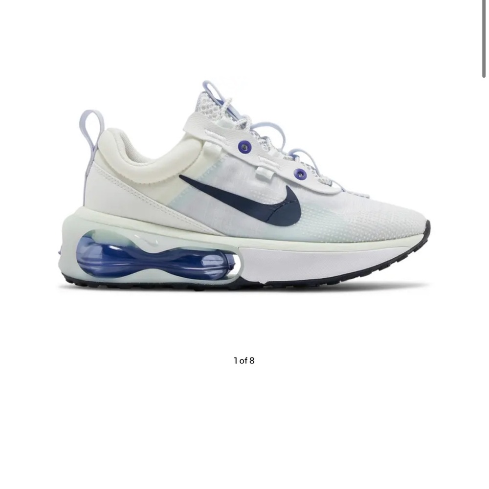 Nike Women’s Air Max Summit